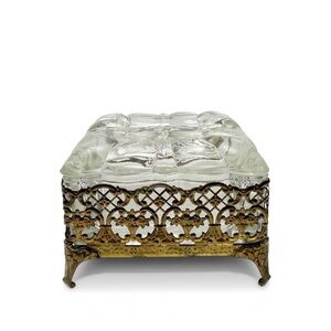 Vintage Ormolu Ornate Gold Filigree Glass Lid Trinket Jewelry Box
